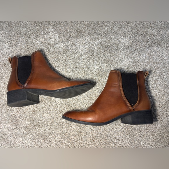 Steve Madden Women's Audience Cognac Brown Chelsea Boots Size 9 - Picture 10 of 11